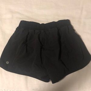 Lululemon Shorts Size 4